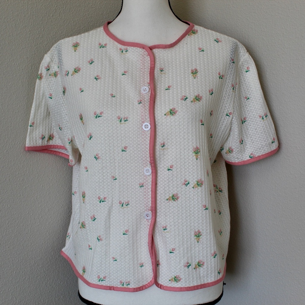 White & Pink Waffled Floral Print Piping Detail Pajama Top